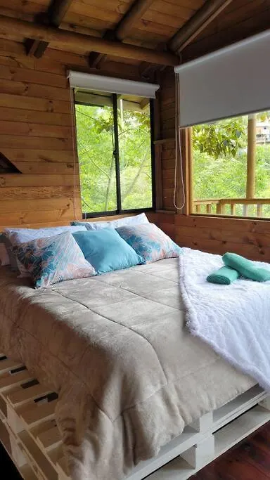 Villa La Selva, hermosa cabaña rodeada de naturaleza. Medellín